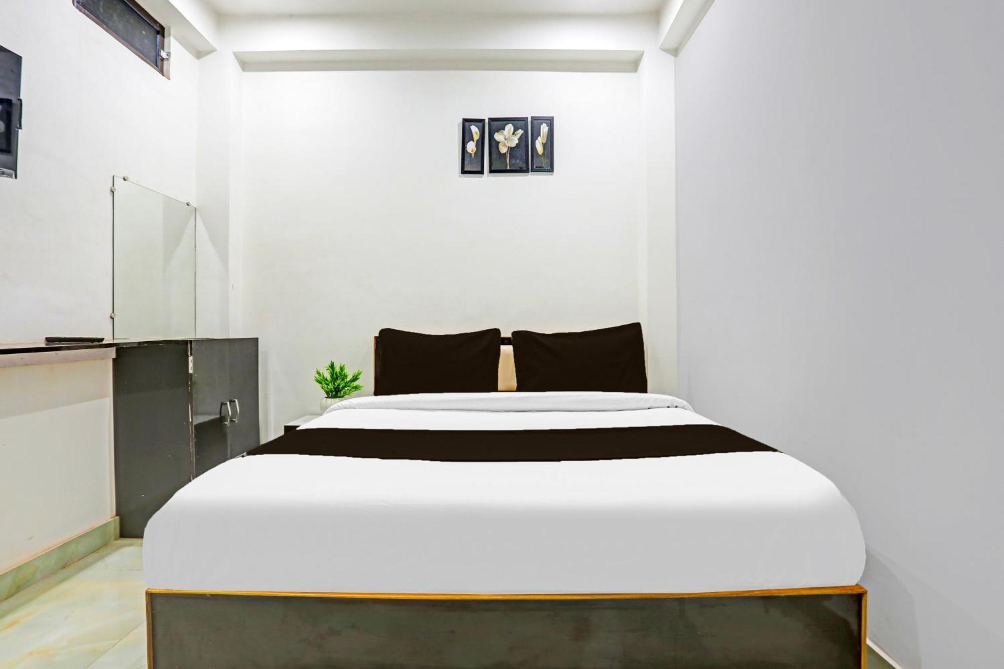ורנאסי Hotel O The Maruti Paying Guest House מראה חיצוני תמונה